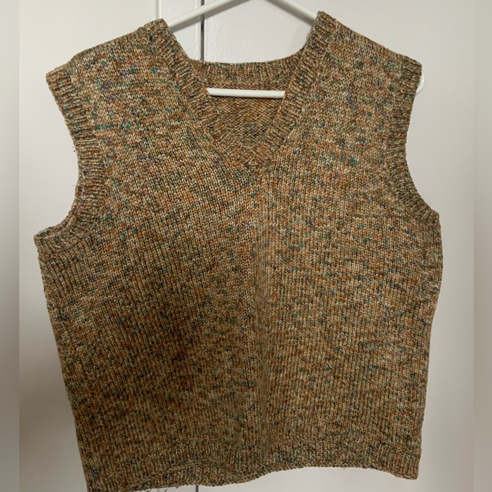 Multicolour sweater vest